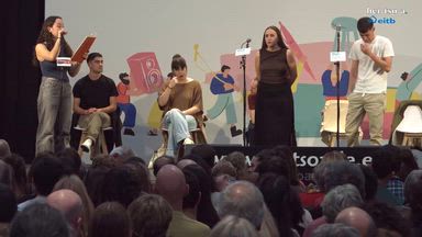 Hamarreko txikia. Aroa Arrizubieta eta Peru Abarrategi.