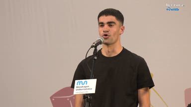 Puntua emanda. Martin Abarrategi.