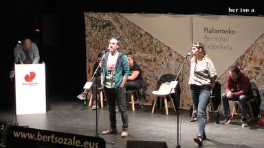 Hamarreko txikia. Xabi Maia eta Saioa Alkaiza.