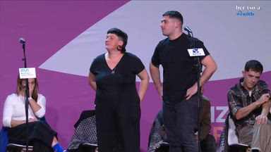 Zortziko txikia. Txaber Altube eta Onintza Enbeita.