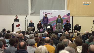 Zortziko txikia. Irantzu Idoate eta Ramuntxo Christy.