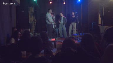 Maddi Agirre eta June Aiestaran. Trump eta Groenlandiako pinguinoa.